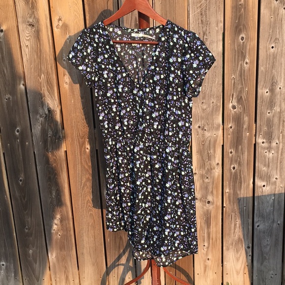 Kimchi blue black floral dress
